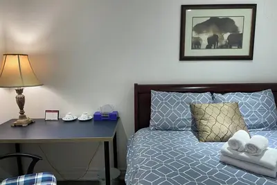 Image de F 50 M To Station High-Speed Net Free Parking laundry cooking Near Pacific Mall