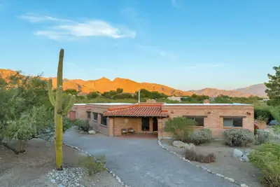 Image de Treasure in the desert I Stylish Ventana property
