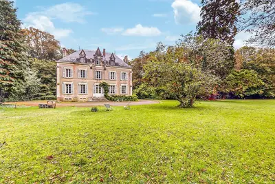 Maison au bord du lac à Saint-Lyphard
