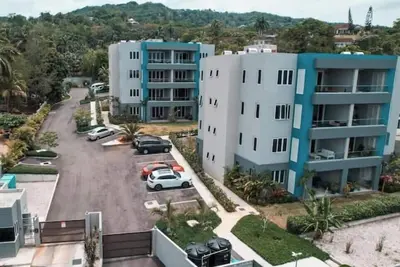 2-bedrooms condo with spectacular Ocean View, WiFi, Ac in delightful Montego Bay