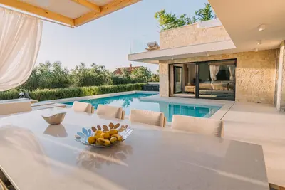 Image de Superbe maison à Privlaka avec sauna