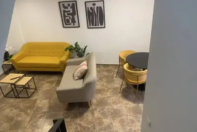 Image de Spectacular Duplex In The Center