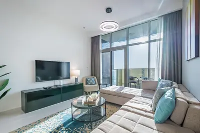 Image de Elegant 2br in Tower 108 Jumeirah Village Circle by Deluxe Holiday Homes