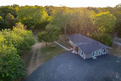 Image de The Laverty Haus | Cowboy Pool | 1 Acre