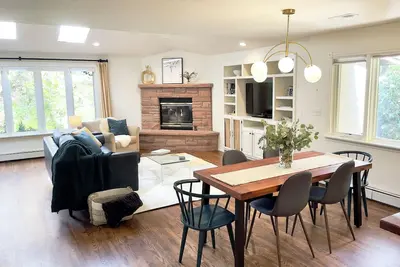 Image de Bright & Tranquil Chautauqua 3 Bed 2 Bath Home Close to Cu and Hiking Trails.