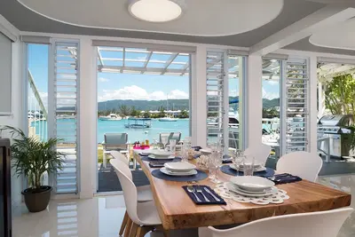 Image de 3bdr Stunning Ocean Front Condo, Beach Access, Pool, Solar