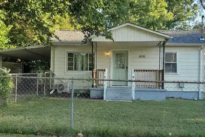 Image de Charming 2-bedroom house in enchanting Springfield.