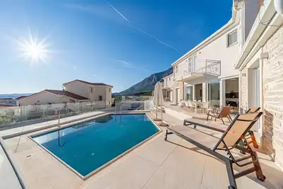 Image de Belle maison à Orebic avec WiFi