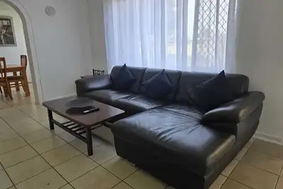 Image de Old Beauty in Central Location