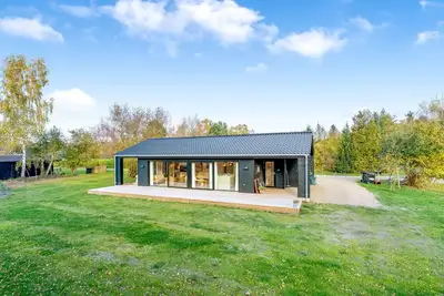 Image de \"Aruna\" - 550m from the sea by Interhome