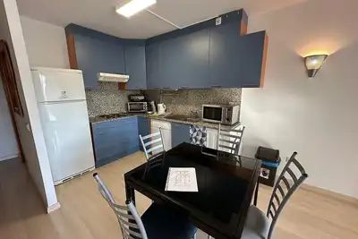 Image de Bel appartement à Roses avec piscine et parking Av-66