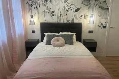 Image de 4 minutes walk from the subway, 3 bedrooms with en suite bathroom