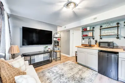 Image de Lakefront Guest Suite Near Richmond