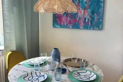 Image de Design apartment to relax - 15 min airport & parking lot