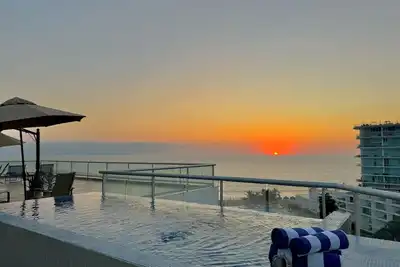 Image de Oceanfront Ph with Private Pool