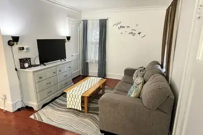 Image de Charming Vintage Hideaway with Finished Attic