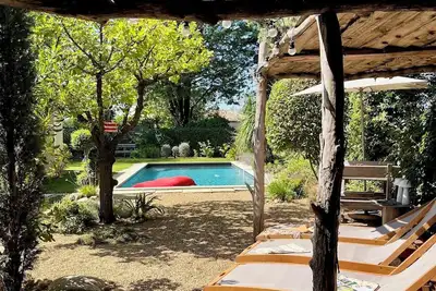 Image de Villa Gaby, votre oasis de calme + piscine à 10min à pied du centre de St Rémy