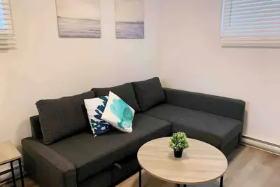 Image de Lovely Cozy Getaway with Free Parking Included