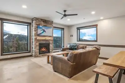 Image de Private Hot Tub - Mountain Views -. 5 mile to lift, Unit 82