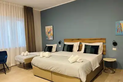 Accommodation facility located in the very center within walking distance of the Port of Naples.