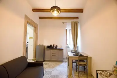 Image de GreSi's home - Holiday home in the heart of Medieval Tivoli