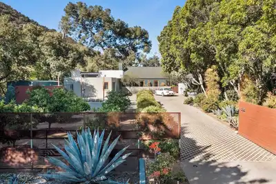 Image de Canyon Retreat near Rose Bowl