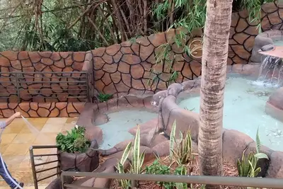 Image de Apartment with thermal pools, bed linen, pillows, kitchenette, Tv,