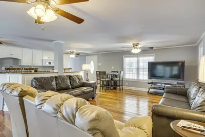 Image de Waterfront Prosperity Home w/ Dock: Walk to Marina