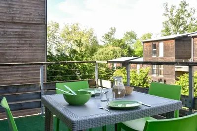 Image de T4 duplex avec terrasse privée | Piscine sur place