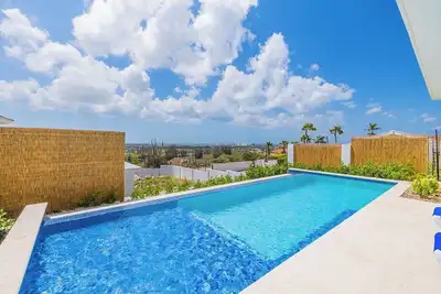 Image de Spectacular View  Private Pool  King Beds  Ensuite