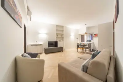 Image de Charming 2-Bedroom Apartment in Milanese Building