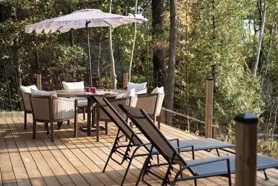 Image de 10 min to Huntsville Cottage- Lake - Hot Tub - Pet