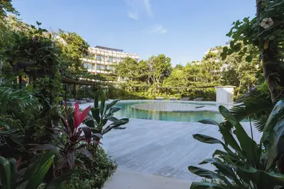 Image de Welcome to Mistiq Temple Ii in Tulum, where modern luxury meets the natural beauty of the region