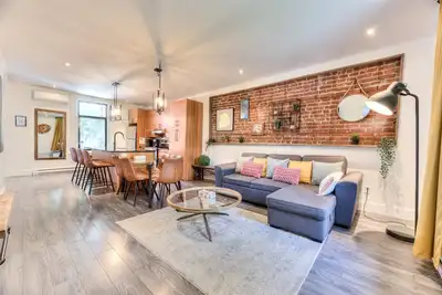 Image de Le Hip Saint-Denis | Cozy & Modern | Wifi | Ac