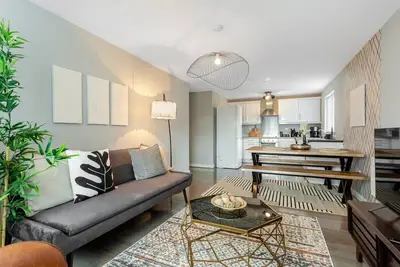 Image de Urban Chic 2-Br Flat Trafford Centre– Free Parking