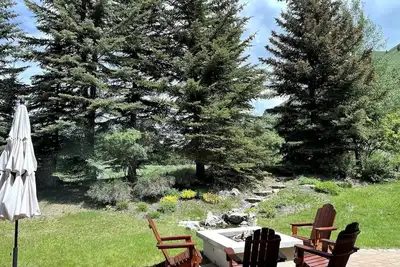 Image de Luxury home by the river minutes to Sun Valley