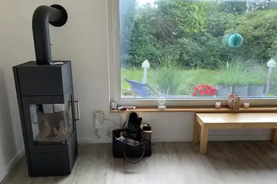 Image de Lovingly renovated bungalow Hamburg's countryside, fully fenced plot of land