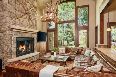 Image de Luxury Townhome Near Rio Grande Trail