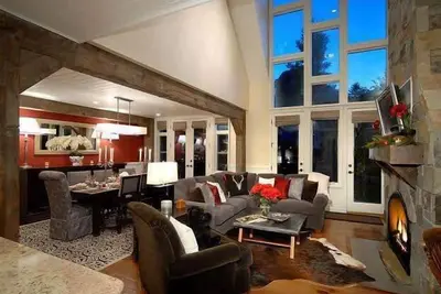 Image de Victorian Charm in Aspen’s West End