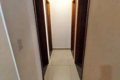 Image de 5 minutes from Vaca Brava Park and Goiânia shopping mall. 3-bedroom flat with 2 garages.