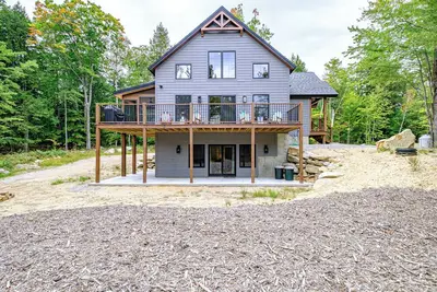 Image de Hemlock Ridge - New construction on the North Road