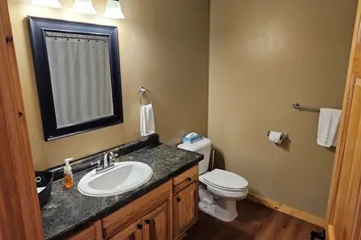 Image de Cabin 10   2 bedroom in Isle with WiFi and stunning lake views on ground floor