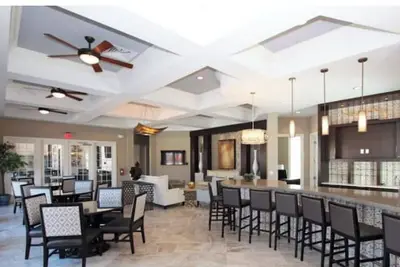 Image de 12bdrm 10 ensuites Slps28 pool/spa Gm Rm w/ac water view great amenities grill\n\n