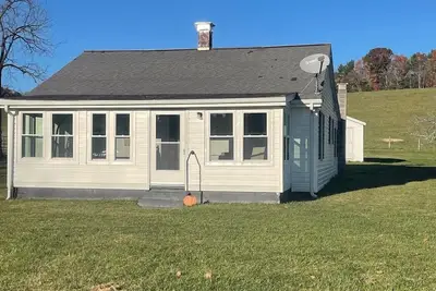 Image de Charming 3-bedroom home in Bland close to I77, Appalachian Trail & National For