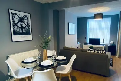 Image de Goodison Lodge, Liverpool with Free Parking