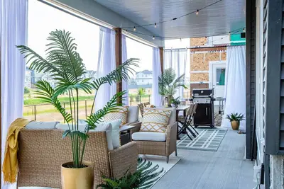 Image de Brand New Pond Paradise - Firetable - King Bed - Ac- Bbq