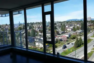 Image de 2 Bdrm 2 Bath Penthouse Amazing Views on Skytrain Close to Downtown and Airport