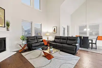 Image de Tch - Spacious 3bd/2. 5ba home in McKinney w/Office