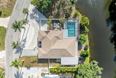 Image de Spacious 4br Retreat w/ 2 King Suites ~ Heated Saltwater Pool ~ Near Ami/Img!