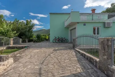 Image de Four Bedroom Holiday Home with Pool and Gym